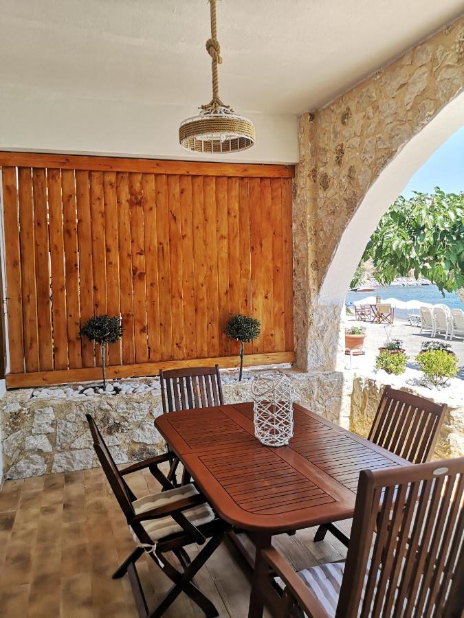 Relax Seaside House By Living In Blue Villa Haraki Exteriör bild